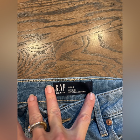 GAP Sky High Rise Universal Legging Jean - Picture 6 of 7